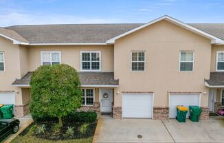 Updated townhome in Fort Walton Beach!