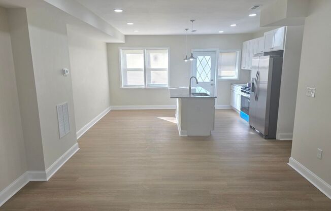 Beautiful 3 Bedroom 2.5 Bathrooms West Baltimore Town Home