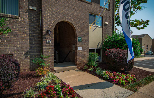 Maplewood Villas Apartments Building Exterior 53