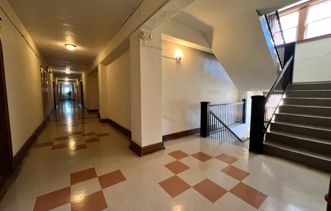 1 bed, 1 bath, 525 sqft, $1,110, Unit 316