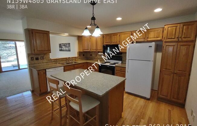 4865 GRAYSLAND DR E