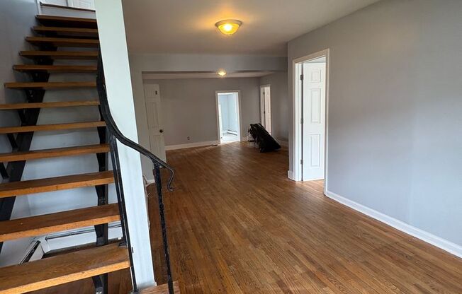 Large 5 Bedroom 2 Bathroom Single Family House for Rent in Long Branch!