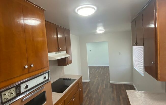 2 beds, 2 baths, 1,000 sqft, $1,895