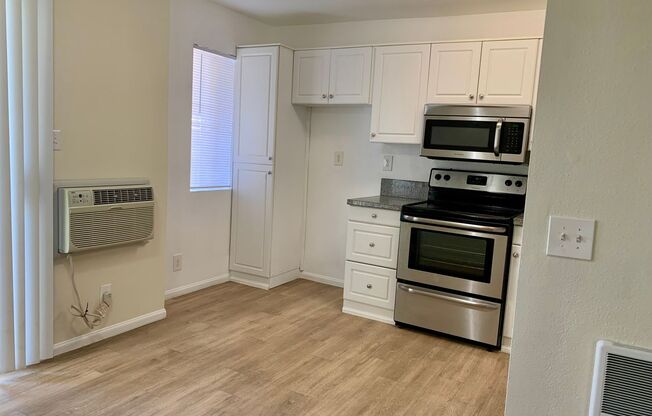 1 bed, 1 bath, 756 sqft, $2,250, Unit E103