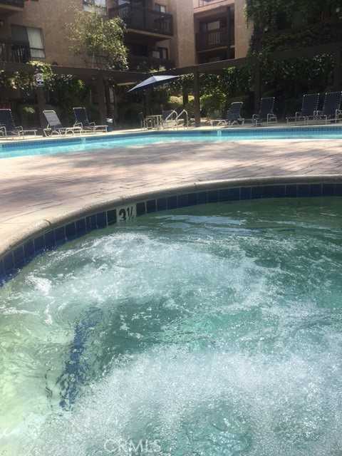 Studio, 1 bath, 358 sqft, $1,680, Unit 350F