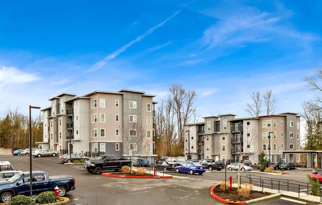 2 beds, 2 baths, 760 sqft, $1,850, Unit 545-208