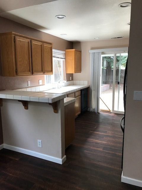 3 beds, 2 baths, $2,000