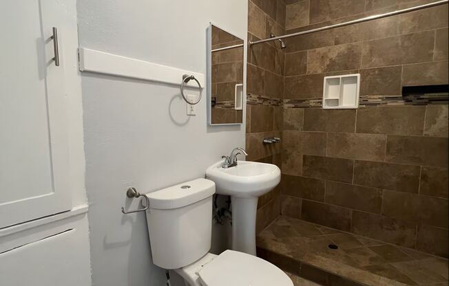 BeautiRemodeled Studio Type Apartment - Comes with Parking, Water/Trash Included, No Application fee, and LA City Section 8 Accepted!