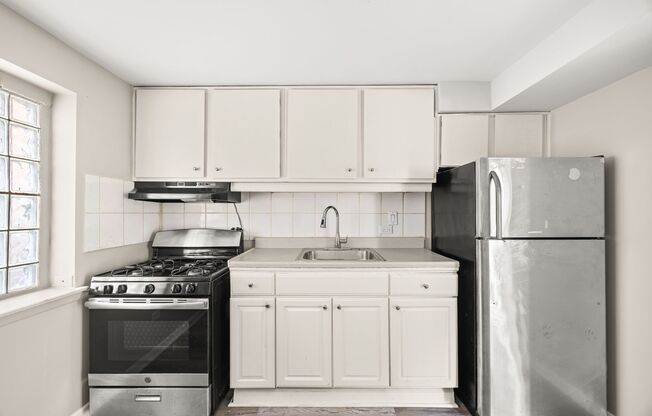 4829 W 31 ST