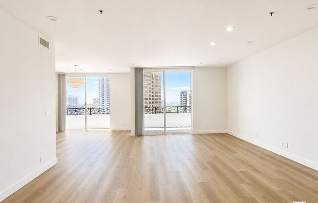 2 beds, 3.5 baths, 3,062 sqft, $10,000, Unit 1804