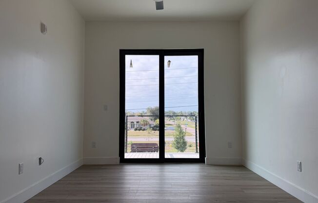 3 beds, 2 baths, 1,155 sqft, $1,795