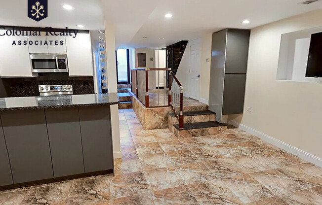 29 Saint Marys Ct Apt 1A
