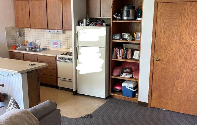 1 bed, 1 bath, $1,370