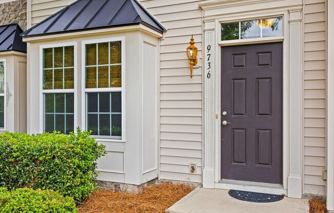 A lovely 3-bed, 2.5-bath townhome in Berewick community of South Charlotte!