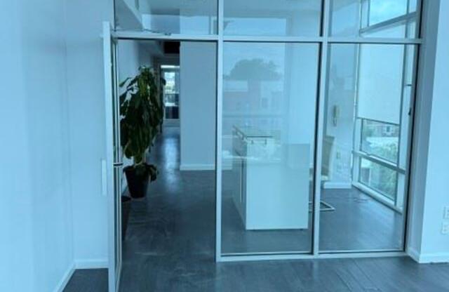 Studio, $5,000, Unit 5th floor