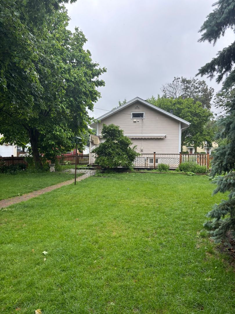 Great House in a great location!