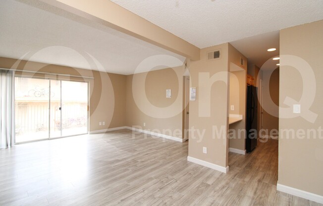 1130 E BUTLER Drive
