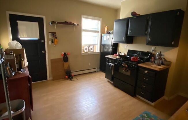 Available May - Quirky 2+ Bedroom Home in the South Side Slopes!