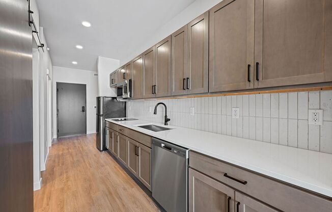 1 bed, 1 bath, 521 sqft, $1,550, Unit 511