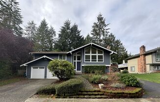 4 Bd/ 2.5 Ba Renton House