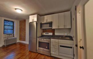 439 W 50th St