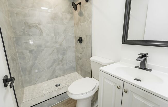 Studio, 1 bath, 615 sqft, $1,698, Unit 100