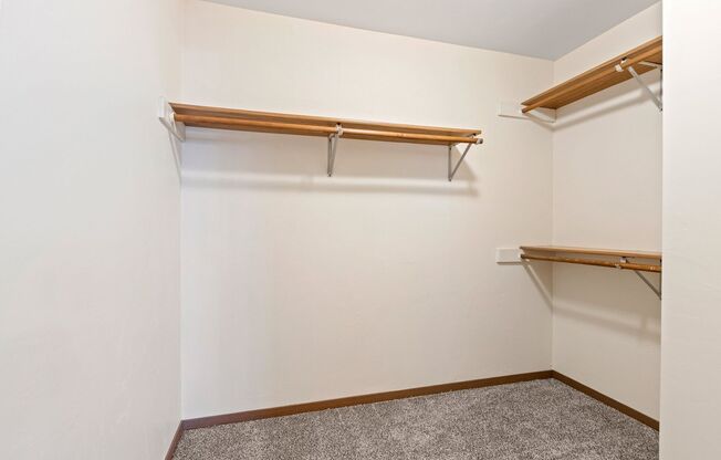 2 beds, 2 baths, 1,100 sqft, $1,299.99, Unit 1270-02