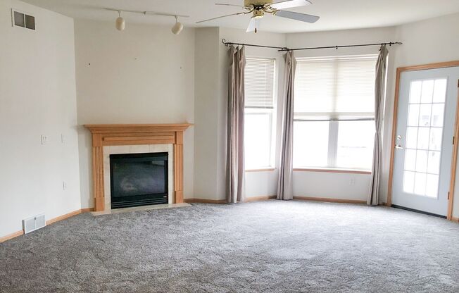Verona Schools! Awesome 2BR/2BA townhouse-style condo for rent on West Side!