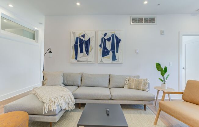 1 bed, 1 bath, 110 sqft, $1,490