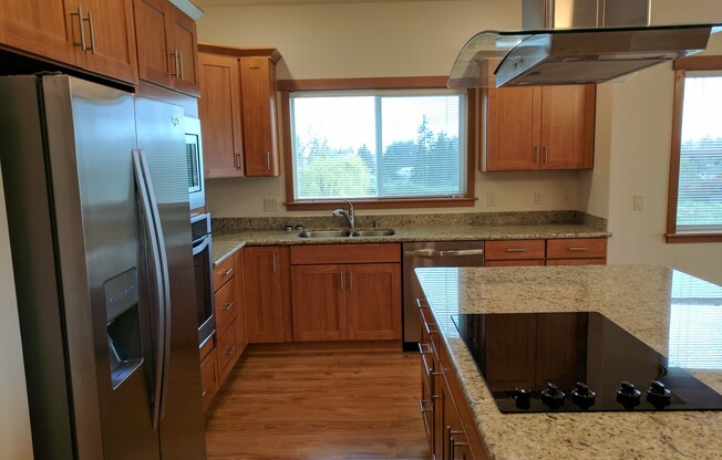 4 beds, 3 baths, 2,314 sqft, $2,750, Unit Unit 201