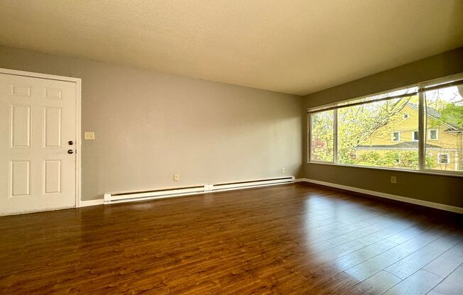 1626-1646 SE Ash St. Portland, OR 97214