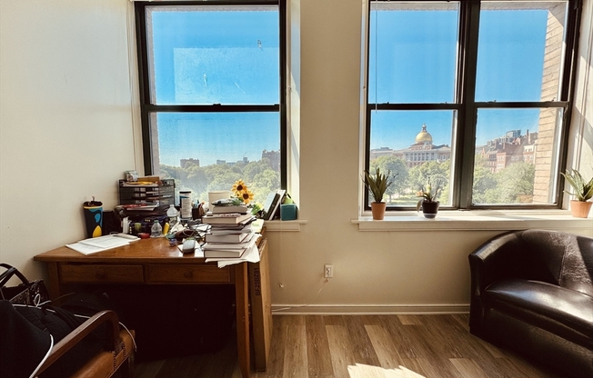 2 beds, 1 bath, 736 sqft, $3,700, Unit 6B