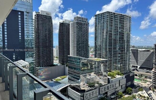 2 beds, 2.5 baths, $6,450, Unit # 2412