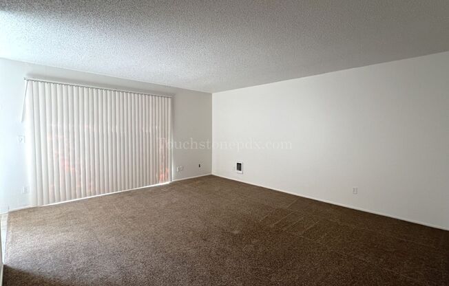 1 bed, 1 bath, $1,295, Unit 5812-4