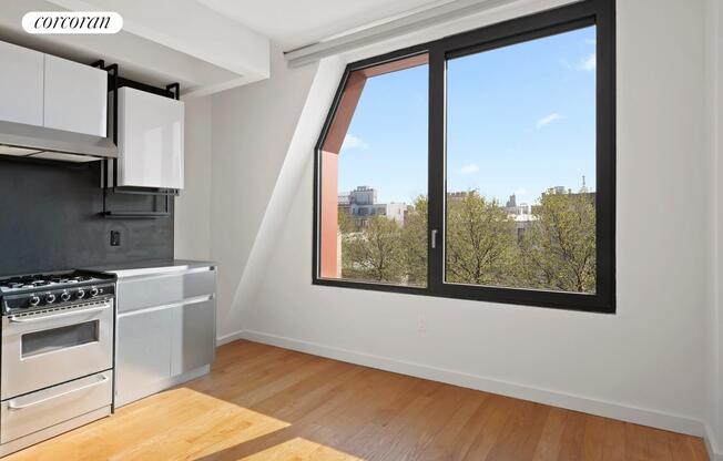 Studio, 1 bath, $2,767, Unit 432