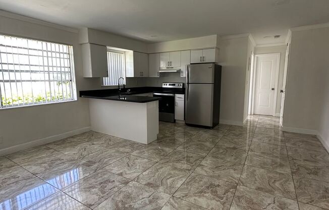 Lovely 1b1b Apartment for Rent Now in North Miami