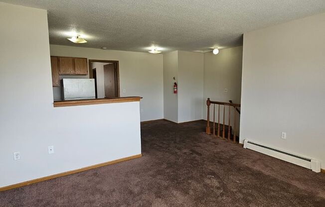 1 bed, 1 bath, 636 sqft, $665