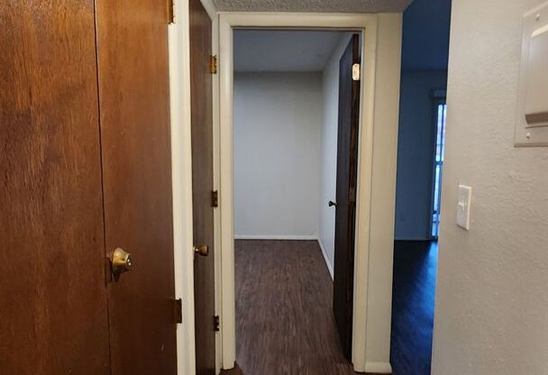 1 bed, 1 bath, 600 sqft, $675, Unit 105