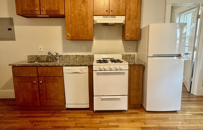 1615 COMMONWEALTH AVE