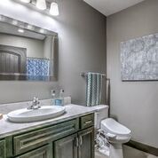 1 bed, 1 bath, 590 sqft, $1,195, Unit A - 1010 Unit 202 - A590 Lake View