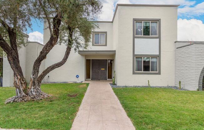 Modern & Spacious 4-Bedroom Townhome with Stylish Upgrades!