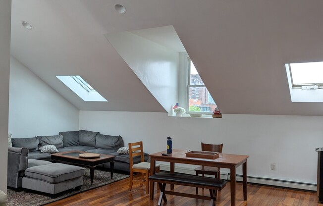 44 W NEWTON ST
