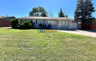 919 PANORAMA DR