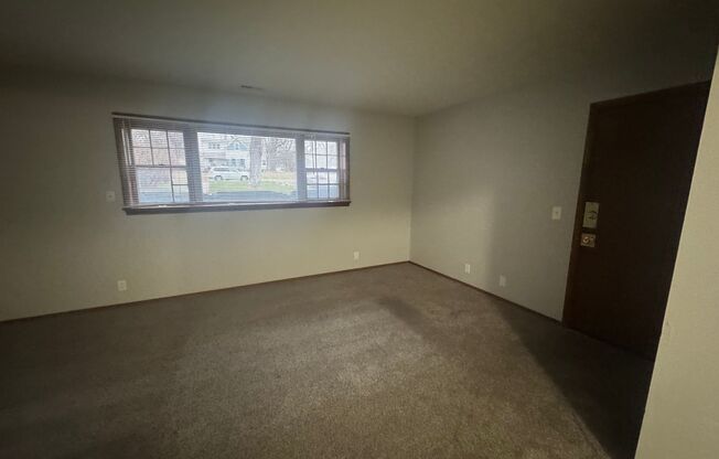 Rue Charles Apartments (4311 Charles St.)