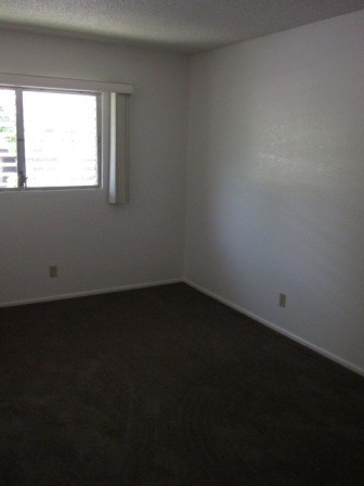 2 beds, 1 bath, $2,100