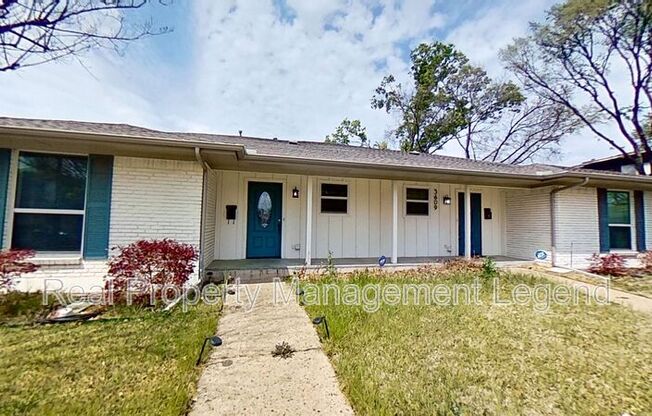 3607 STABLES LN