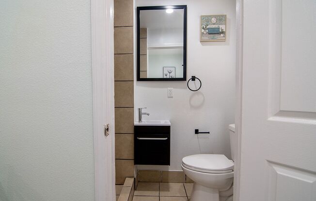 Studio, 1 bath, 141 sqft, $1,095.42, Unit 23