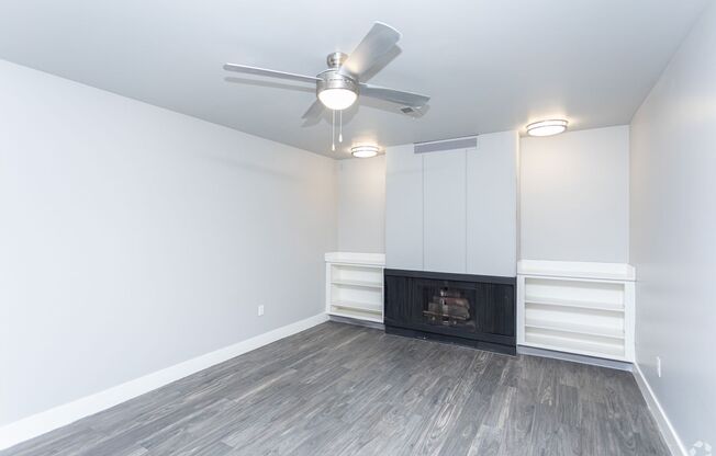 2 beds, 1 bath, 830 sqft, $1,395, Unit 49