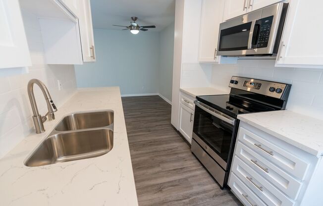 1 bed, 1 bath, 695 sqft, $1,898, Unit 306
