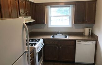 1 bed, 2 baths, 990 sqft, $2,045, Unit A12